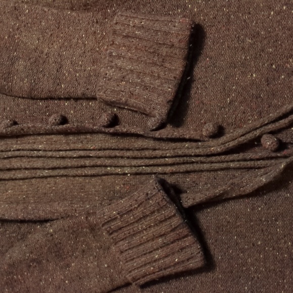 DONATED. Ivory women's size small soft wool sweater cardigan - Picture 11 of 16